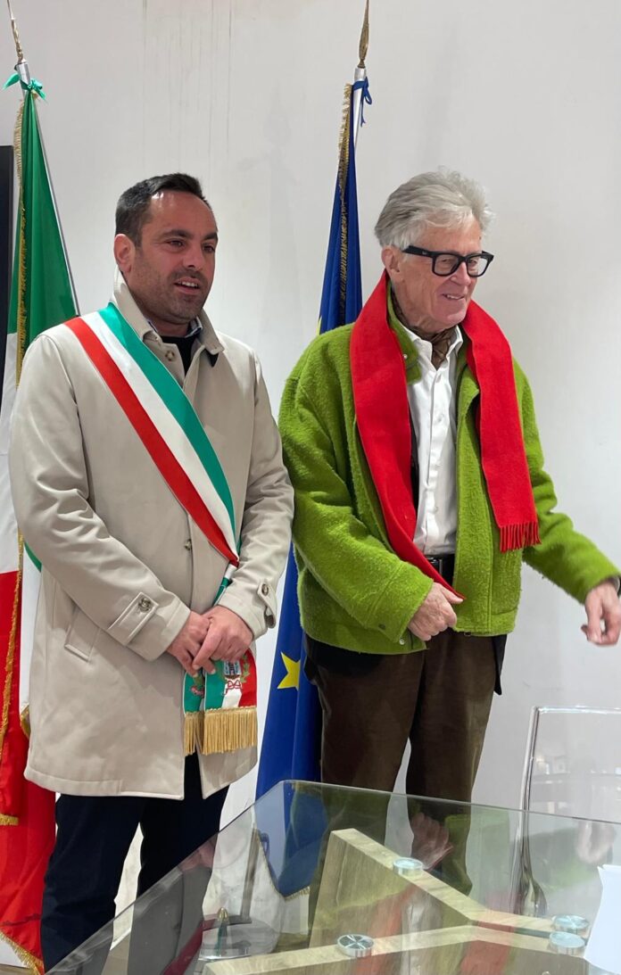 Vico Equense conferisce la Cittadinanza Italiana a Derrick de Kerckhove