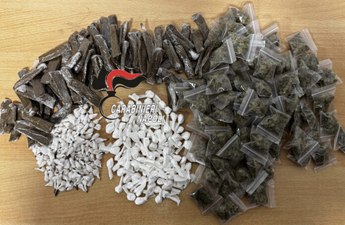 Napoli, Poggioreale: droga destinata all’area orientale. Sequestro dei Carabinieri Napoli, Poggioreale: droga destinata all’area orientale. Sequestro dei Carabinieri