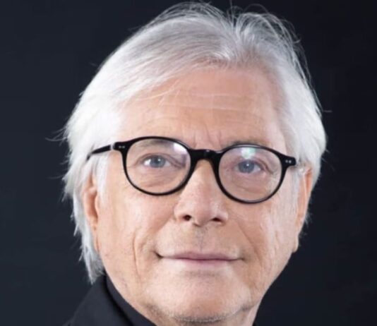 Sarno, conferita la cittadinanza onoraria a Nino D’Angelo