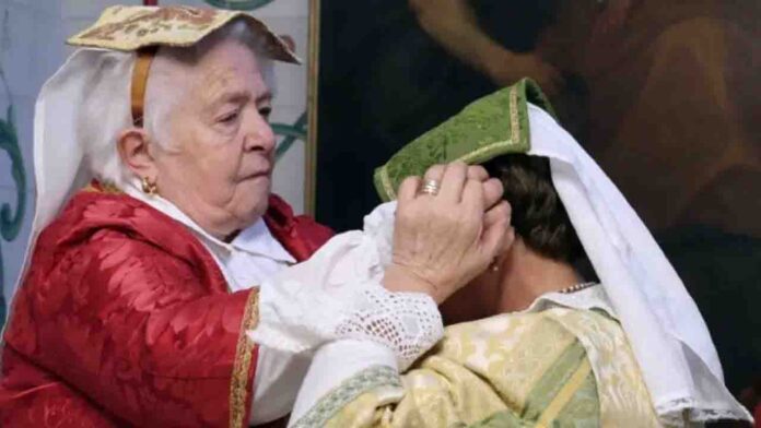 Vico Equense: rinviata all’11 gennaio la sfilata de “Le Pacchianelle”