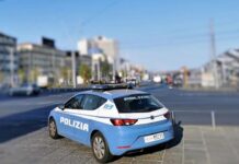 Napoli, Piazza Garibaldi, ruba uno zaino: arrestato grazie al geolocalizzatore degli auricolari