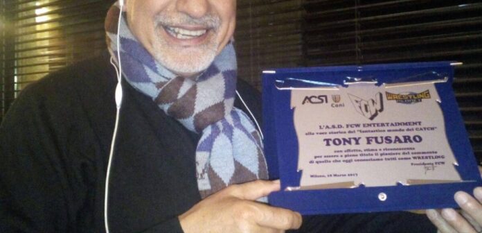 Tony Fusaro entra nella Italian Wrestling Hall of Fame: riconoscimento storico per una voce simbolo del wrestling in TV