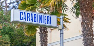 Insegna dei carabinieri