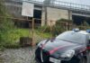 Il giallo del cartello segnaletico usato come bersaglio a Napoli I carabinieri sul posto dove sono stati sparati i colpi verso un cartello stradale a Napoli