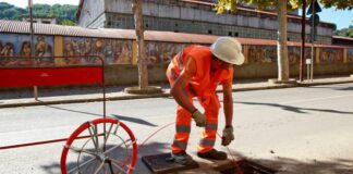 Piano di Sorrento, lavori fibra: cavi tranciati e città senza connessione
