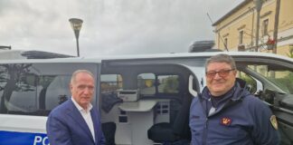 Torre del Greco: un ufficio mobile in dotazione alla polizia municipale
