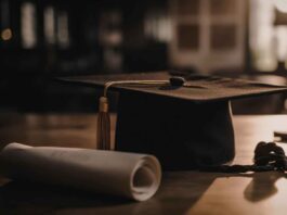 Scandalo diplomifici in provincia di Napoli