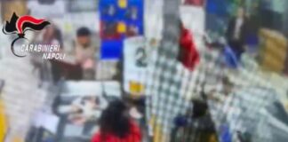 “Questo non è tuo figlio, dammelo!”: terrore all’MD di Caivano, tenta di strappare un bimbo dalla madre Tentato rapimento bimbo al supermercato MD di Caivano