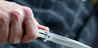 Centro Storico di Napoli: minore a scuola con un coltello, denunciato dalla Polizia