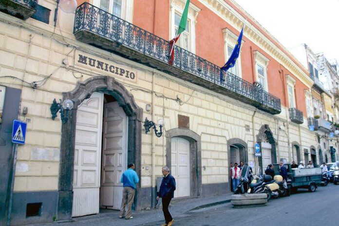 Torre Annunziata aderisce alla Rottamazione Quinquies: via libera unanime dal Consiglio comunale