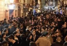 Napoli, Chiuso per 30 giorni un locale a Chiaia dopo esplosione di colpi d’arma da fuoco