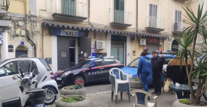 Castellammare di Stabia, spari in via De Turris: identificato il presunto autore