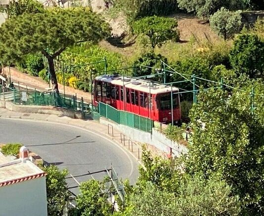 Capri, riapre la funicolare: prima corsa il 23 marzo dopo i lavori di manutenzione