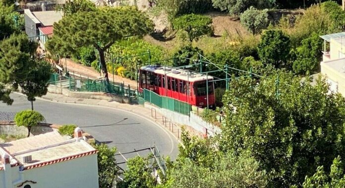 Capri, riapre la funicolare: prima corsa il 23 marzo dopo i lavori di manutenzione