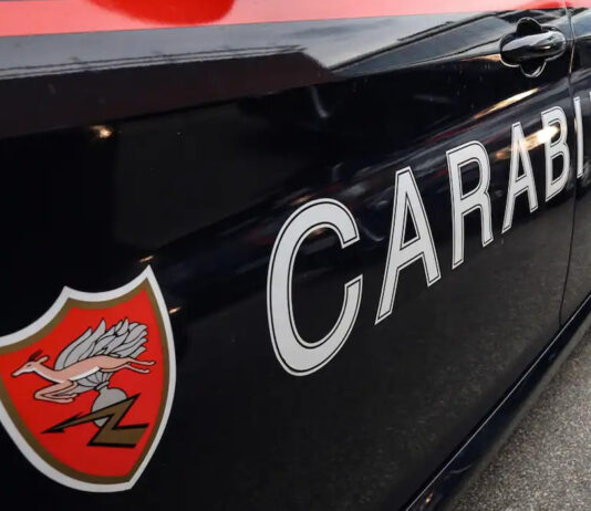 Mugnano di Napoli: ubriaco ruba champagne e fugge col tir, denunciato dopo incidente