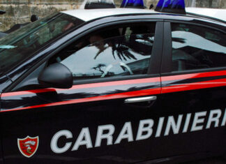 Pollena Trocchia: 3 mila e 500 euro nascosti in camera, arrestato 34enne Pollena Trocchia: 3 mila e 500 euro nascosti in camera, arrestato 34enne