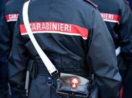 Divisa dei carabinieri