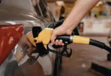 Caro benzina in Campania