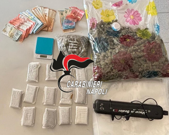 Giugliano, quasi 3 chili di droga nascosti tra i detersivi: arrestato 36enne