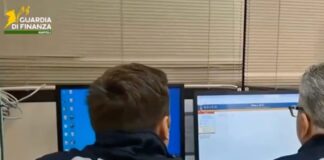 Terra dei Fuochi, colpo ai fratelli Pellini: confiscati beni per 205 milioni Finanzieri al computer