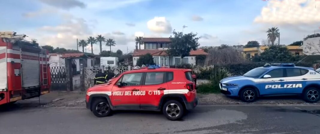 Licola donna carbonizzata