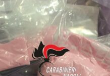Napoli, sequestrati 100mila euro in “cocaina rosa”: arrestata madre 29enne, in casa anche il figlio