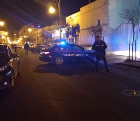 Tentato omicidio a Torre Annunziata: arrestato un 40enne dopo una violenta aggressione in ambito condominiale