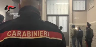 Pozzuoli, controlli dei Carabinieri: sventata la “truffa dello specchietto”, nove denunciati
