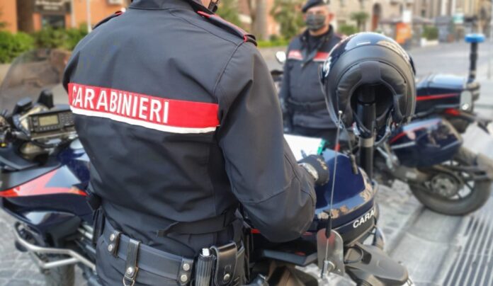 Napoli, Rione Traiano: in scooter nonostante i domiciliari, arrestato 45enne Napoli, Rione Traiano: in scooter nonostante i domiciliari, arrestato 45enne