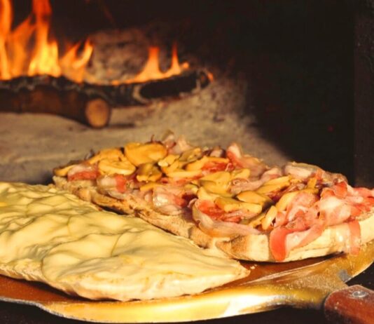 Gragnano, torna il Festival del Panuozzo 2026: tre giorni tra gusto e tradizione