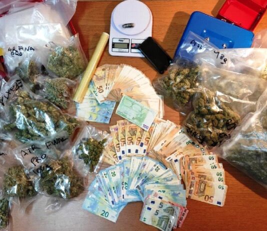 Barano d’Ischia: droga in casa, 43enne arrestato dalla Polizia