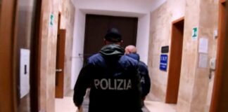 Napoli: deve scontare oltre 4 anni di reclusione, arrestato dalla Polizia