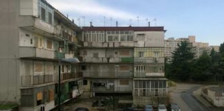 Napoli, Ponticelli: piazza di spaccio nel rione delle “case murate”, arrestato 24enne