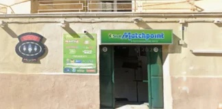 Torre Annunziata, rapina a mano armata in un’agenzia di scommesse: bottino di circa mille euro